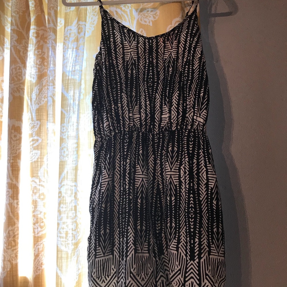 super flowy romper! runs a little small!